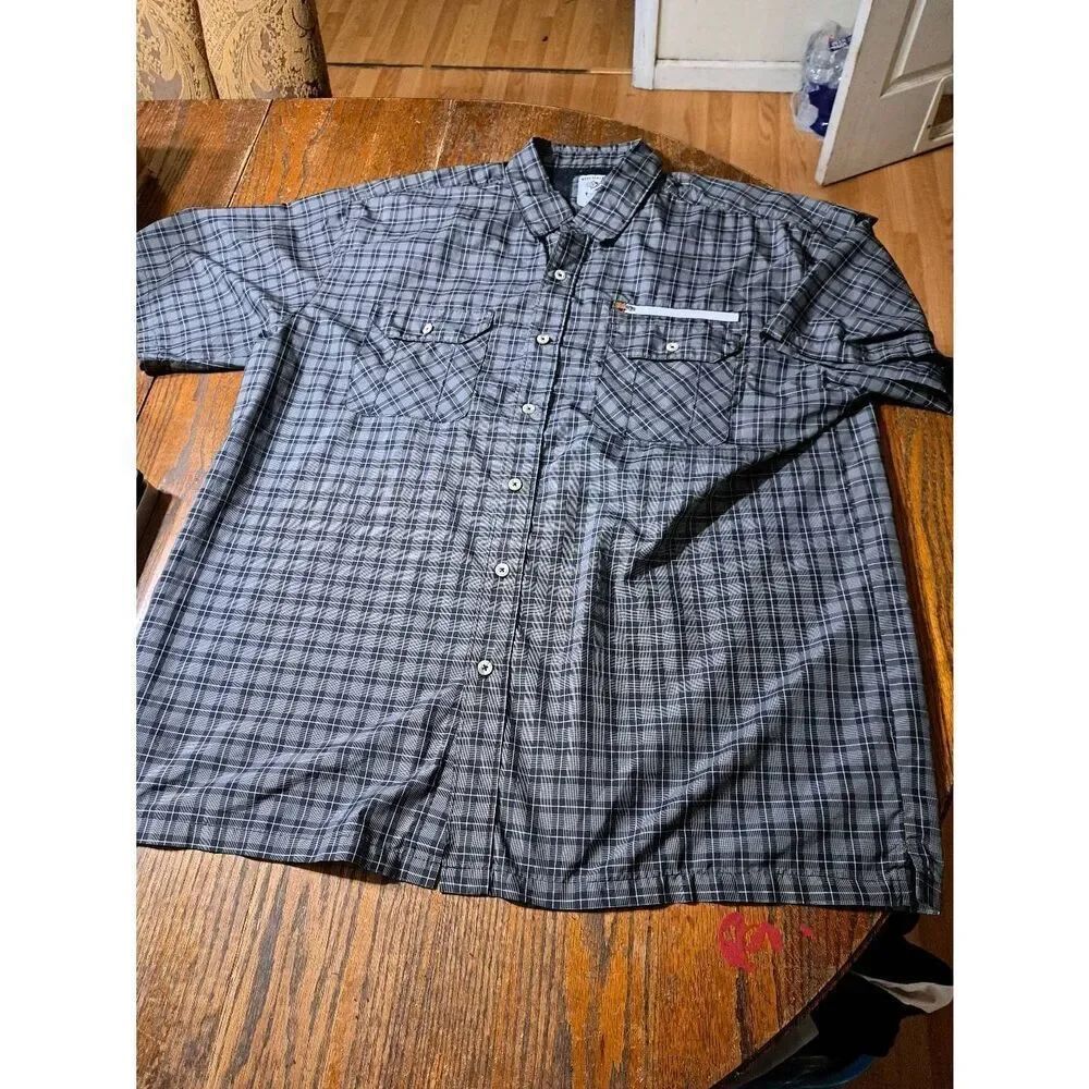 XXL Reel Legends Black Grey Short Sleeve Button Front Athletic Fishing Shirt